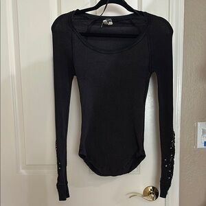 Vintage Women's Black Long Sleeve Top